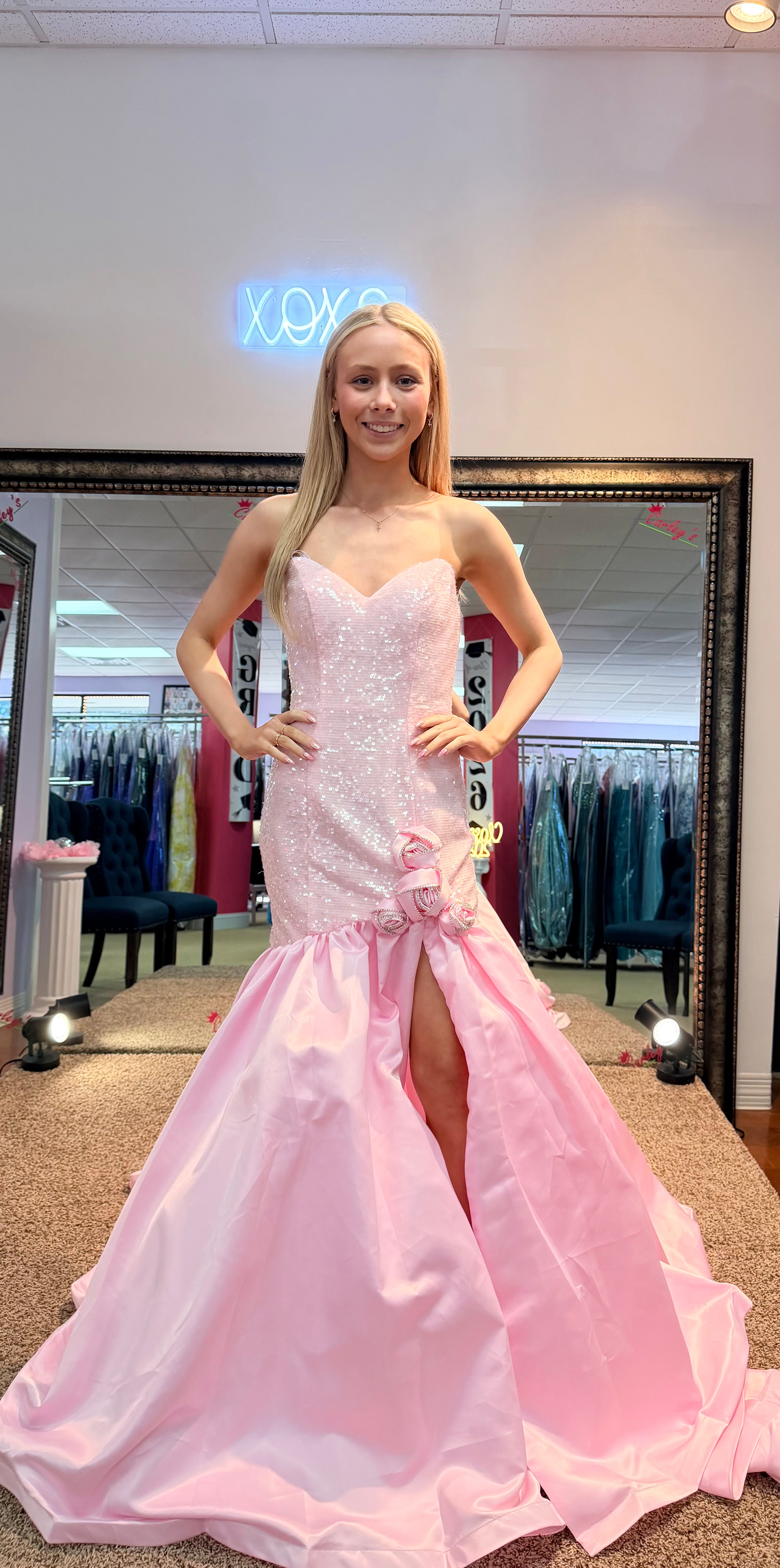 Ava Presley Prom - 26520